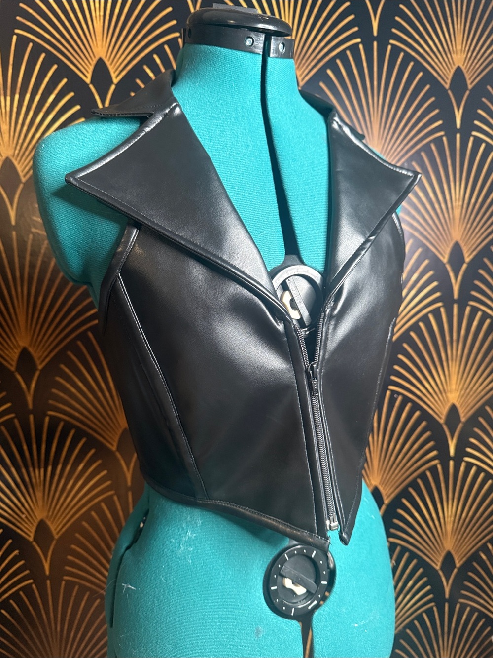 Orchard Corset Keira Faux Leather Halter Corset Top black women’s size medium
